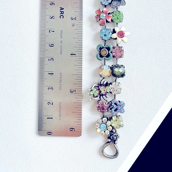 Vintage charm linked bracelet - Picture 11 of 12